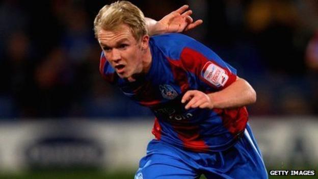 Wales and Palace midfielder Jonathan Williams out for three months - BBC Sport
