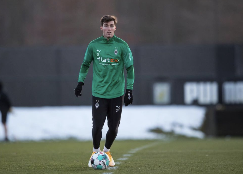 Joe Scally Lands in Germany with Borussia Mönchengladbach | Sachem Report