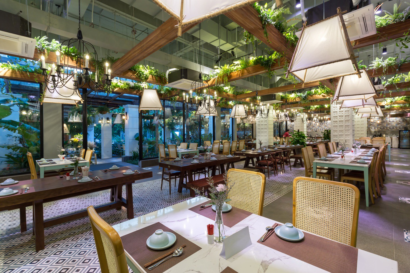 #10 nhà hàng có phòng riêng cho đi chơi, giải trí ở Hà Nội - Halo Travel